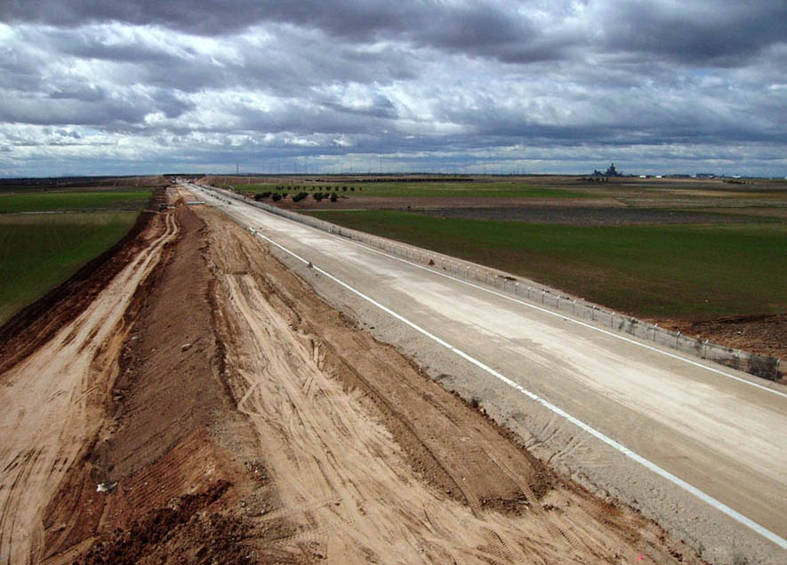 Hacia Valencia - Linea del AVE