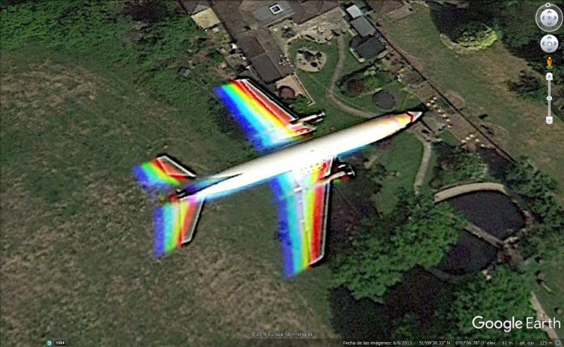 Avión con bellos colores volando al sur de Londres 1 - Despegando de Goa, India 🗺️ Foro General de Google Earth