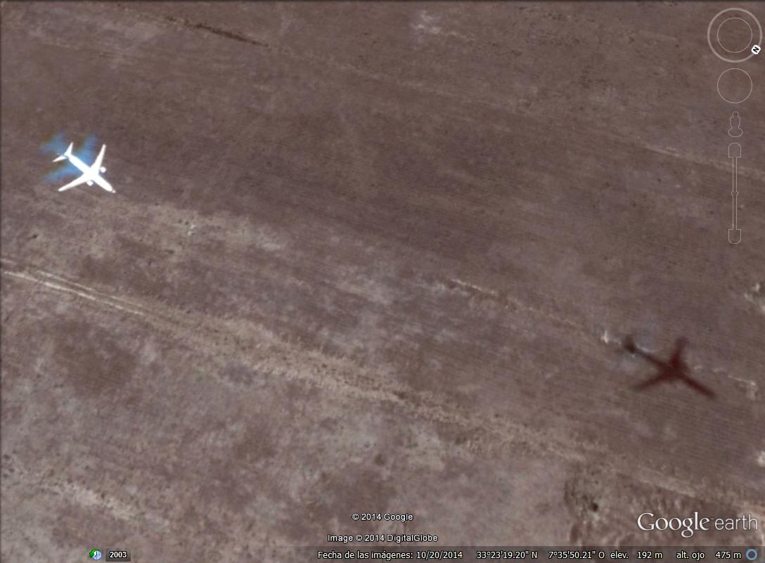 Avion despegando del aeropuerto de Casablanca 1 - Avion corriendo tras su sombra 🗺️ Foro General de Google Earth