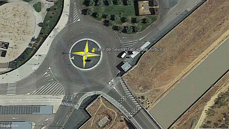 Rosa en Base de Sevilla (fabrica de Airbus) 🗺️ Foro General de Google Earth