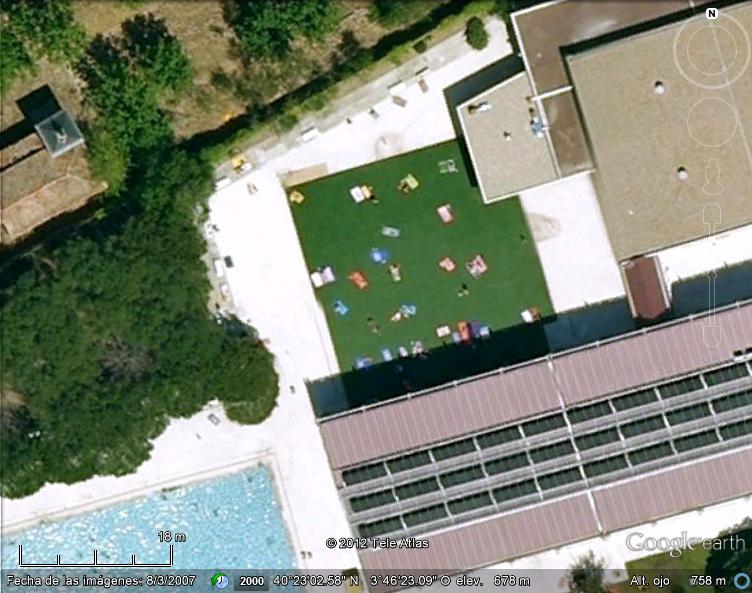 Piscina con colchoneta - Madrid 0 - Parque del Mediterráneo - Ceuta 🗺️ Foro General de Google Earth