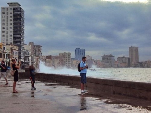 El Malecón, La Habana, Cuba 0