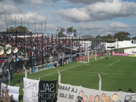 Estadio Jardines del Hipódromo, Montevideo, Uruguay 1