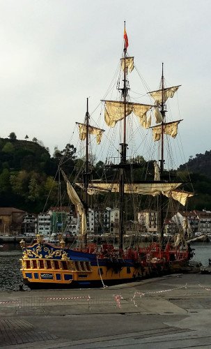 Fragata de vela Étoile du Roy y Shtandart - puerto de Pasaia 1