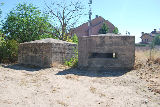 Vista delantera de los fortines en Fuente de la Salud - Defensas de Madrid en la Guerra Civil