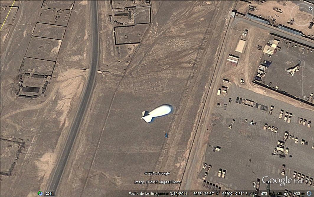 Dirigible Espia en Farah - Afganistan 1 - Dirigle blanco Fort Huachuca cazado con Google Earth 🗺️ Foro Belico y Militar