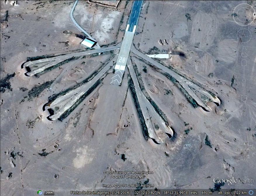 H4 Airbase - Jordania 1 - Bunkeres para aviones pero los cazas fuera - Grecia 🗺️ Foro Belico y Militar