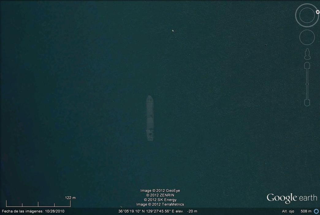 Barco hundido cerca de la superficie - Corea 1 - HUNDIMIENTO DEL Admiral Graf Spee 🗺️ Foro General de Google Earth