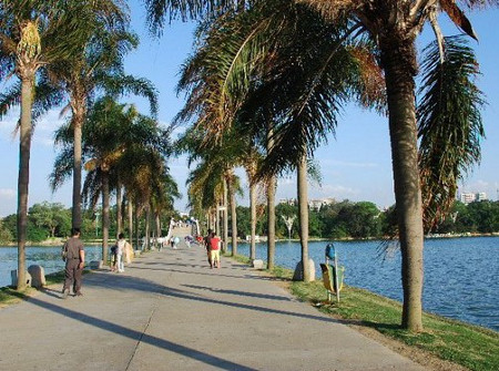 Lago Nanhu, Nanning, Guangxi, China 1