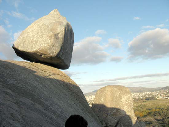 Tandil "nueva"piedra movediza 0