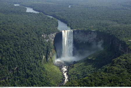 Parque Nacional Kaieteur, Potaro-Siparuni, Guyana 1