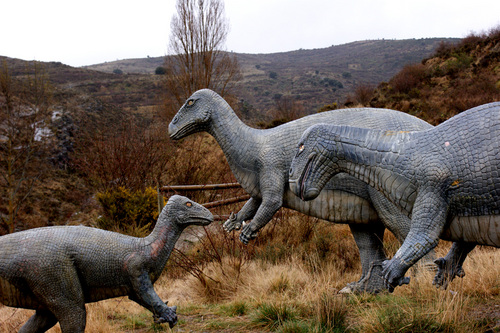 Dinosaurios de Enciso en La Rioja 0 - Yacimientos arqueológicos de Ampurias - Girona- España 🗺️ Foros de Google Earth y Maps