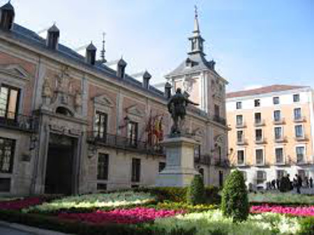 Plaza de la Villa, Madrid 0