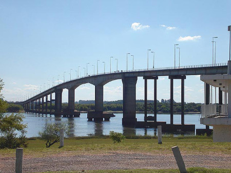 Puente internacional de Colón a Paysandú, Uruguay 0