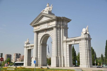 Puerta de San Vicente, Glorieta San Vicente, Madrid 1