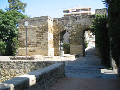 Puerta de Sevilla 0