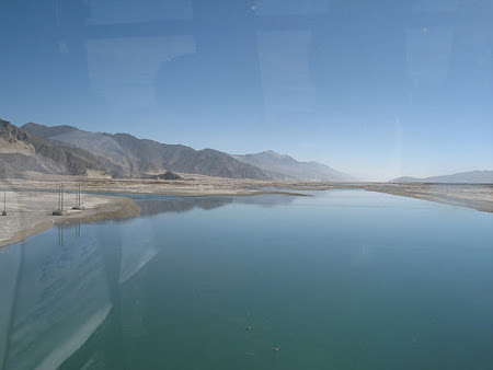 Río Lhasa, Xizang, China 1