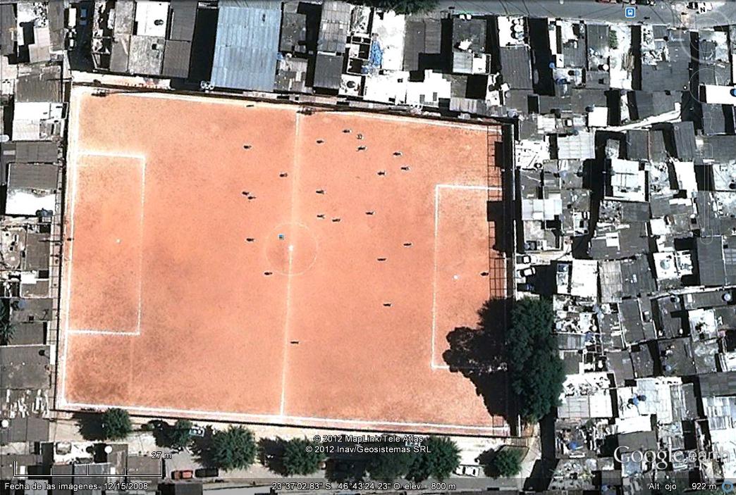 Campos de futbol irregulares: Sao Paulo 1