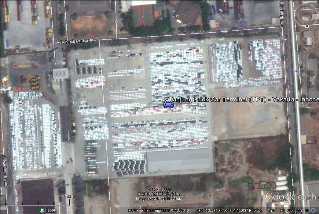 Deposito de coches en el puerto de Yakarta - Indonesia 1 - Fabrica de Fiat en Turin 🗺️ Foro General de Google Earth