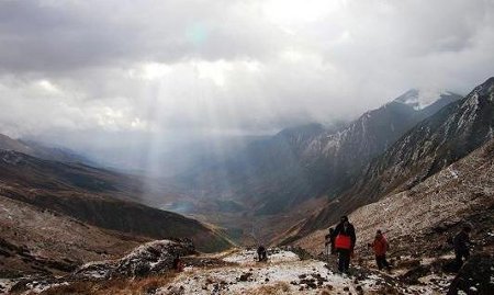 Xueling shan, Dongchuan, Yunnan, China 0