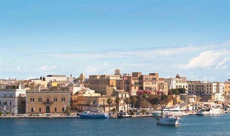 de Brindisi, Italia 🗺️ Foro Europa Google-Earth