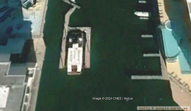 Betsy Ann Paddle Steamer - USA 1