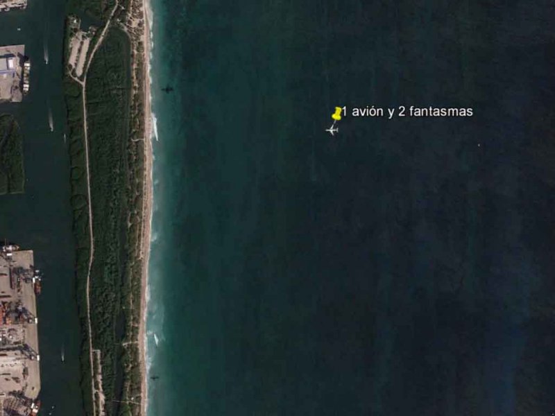 2 aviones en paralelo (Miami, Florida, USA) 0 - Avion Fantasma - Xiamen - China 🗺️ Foro General de Google Earth