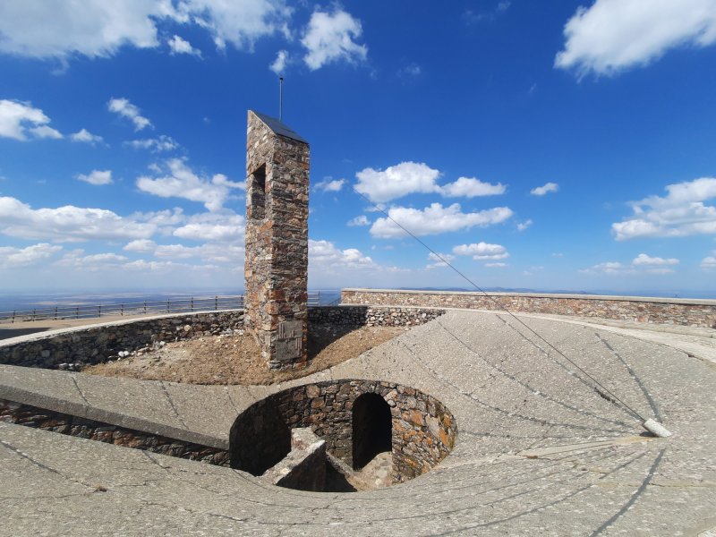 Reloj Solar de la Peña de Francia - Relojes Solares 🗺️ Foro General de Google Earth