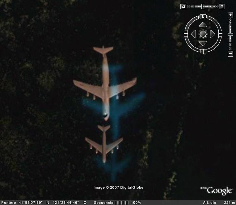 2 AVIONES EN VUELO - Volando cerca de Nairobi - Kenia 🗺️ Foro General de Google Earth