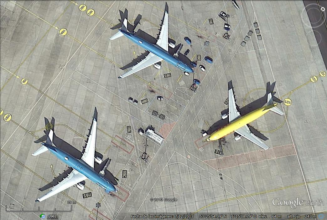 3 aviones en un parchis - Dublin 1 - Aeropuerto de Palo Alto - California 🗺️ Foro General de Google Earth