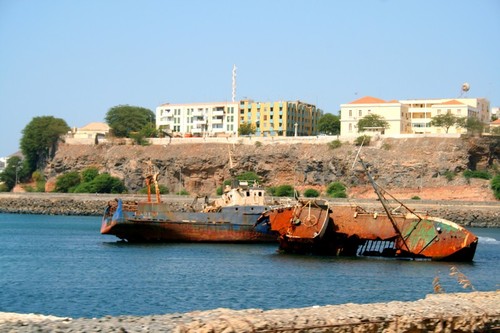 Barcos Hundidos y Naufragios 0