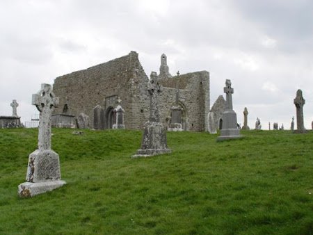 Abadia de Clonmacnoise, County Offaly, Irlanda 1