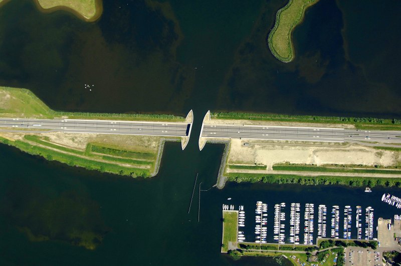 Acueducto Navegable de Veluwemeer, Harderwijk (Holanda) 1 - Puente Canal Acuífero o Acueducto Navegable