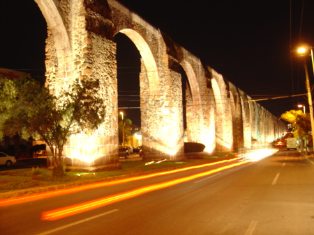 Acueducto, Santiago de Querétaro, México 1