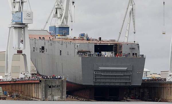 Botadura del "ALHD Adelaide" australiano 1