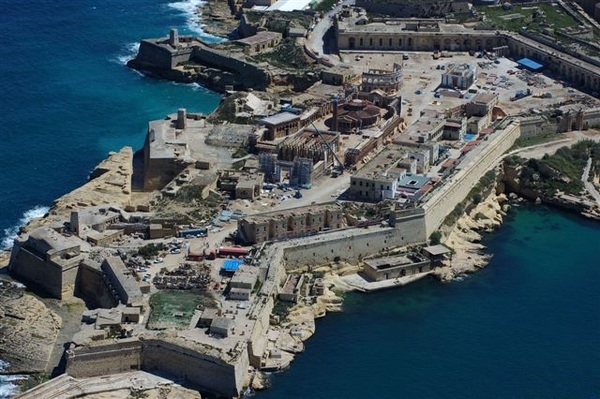 Ágora, Malta 0