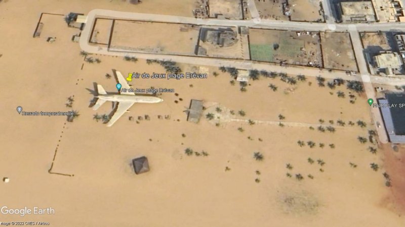 Air de Jeux plage Erévan, Cotonou, Benin 1 - Aviones rosas en la base aerea de Elefsis, Grecia 🗺️ Foro General de Google Earth