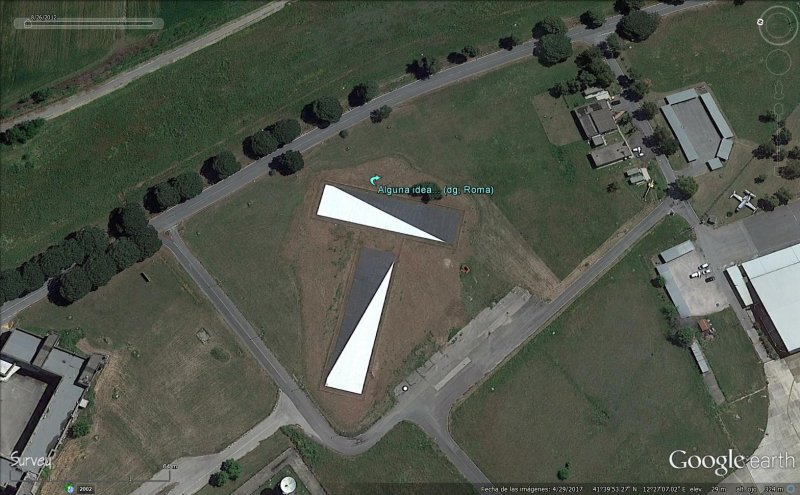 Gigantesca Cruz celta, Reino Unido 🗺️ Foro General de Google Earth 1