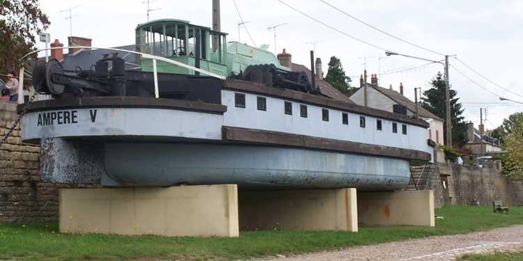 Ampère V, Barco de Cadena francés 1 - Barcos de Cadena 🗺️ Foro General de Google Earth