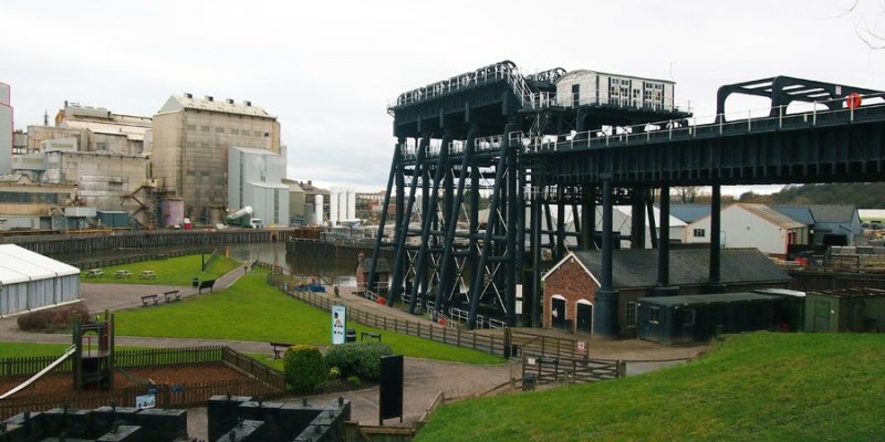 Ascensor o Elevador de Barcos (Boat Lift or Ship Lift) 0