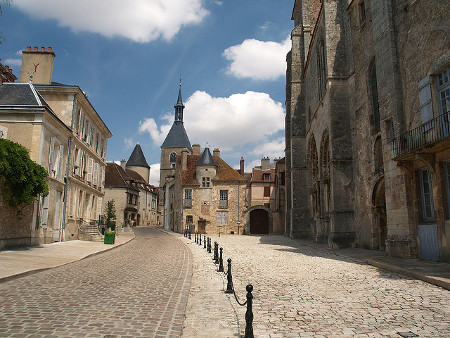 Avallon, Borgoña, Francia 1