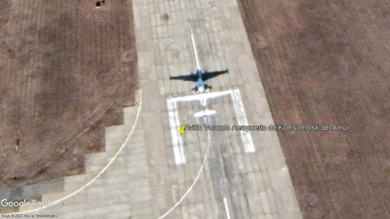 Avión Volando Aeropuerto de Komsomolsk del Amur, Rusia 1 - Avión despegando de Cancún 🗺️ Foro General de Google Earth