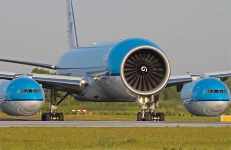 ¿Dos aviones despegando juntos?