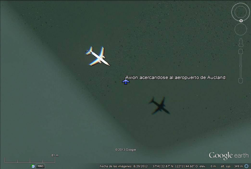 Avion aproximandose a Oakland International Airport 1 - Avion tomando tierra en Yakarta 🗺️ Foro General de Google Earth