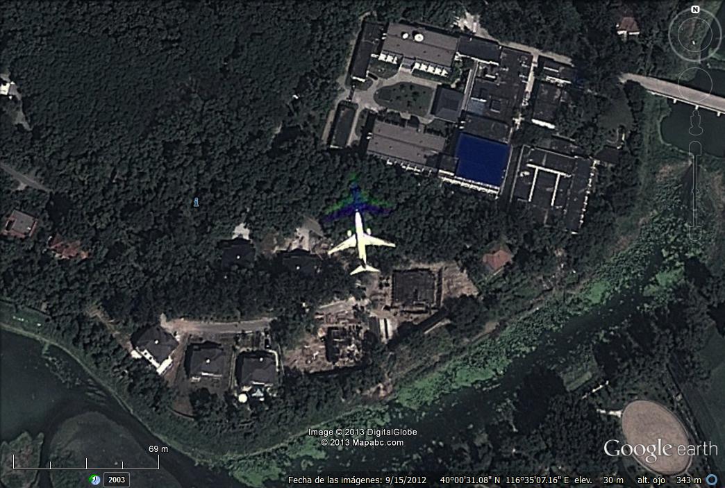 Avion aproximandose al aeropuerto de Pekin 0 - Grupo de aviones despegando de Tegel - Berlin 🗺️ Foro General de Google Earth