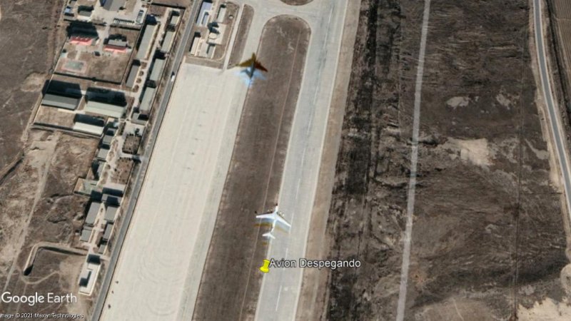 Yinchuan Helanshan Airport - Xi'an Y-20 1 - Aviones de guerra volando