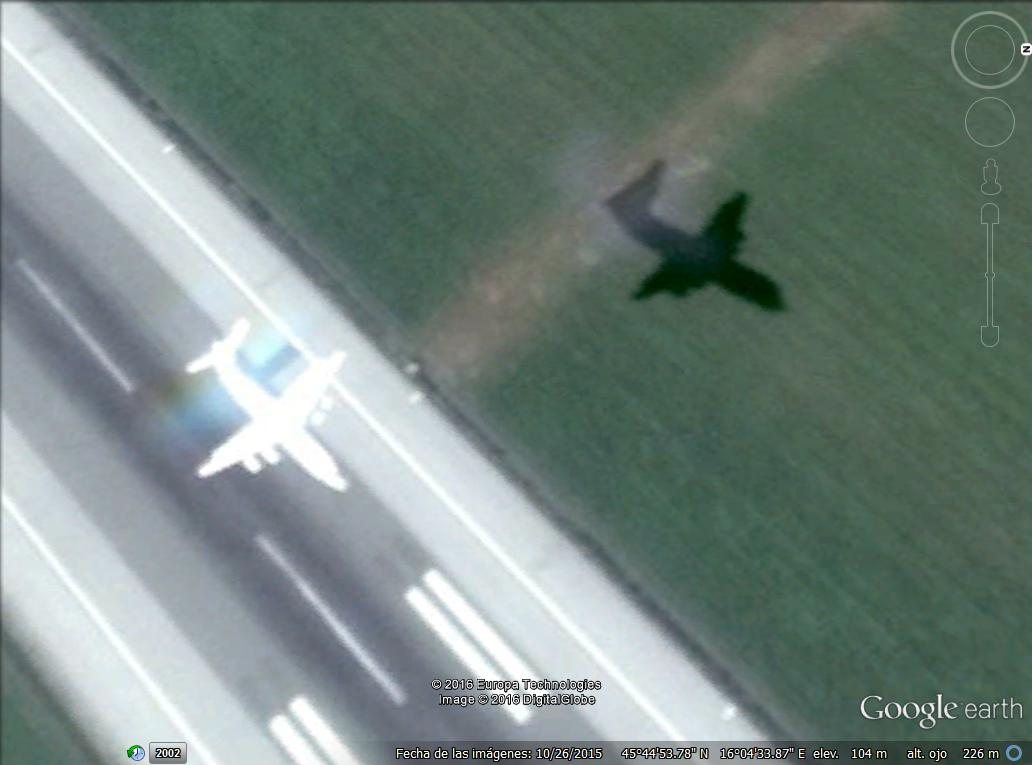 Avion despegando de Zagreb, Croacia 1 - Un avión saliendo de la isla de Ibiza 🗺️ Foro General de Google Earth