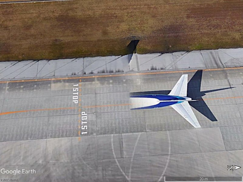 Avion fantasma en Okinawa, Japon - Aviones Fantasma en Tierra 🗺️ Foro General de Google Earth