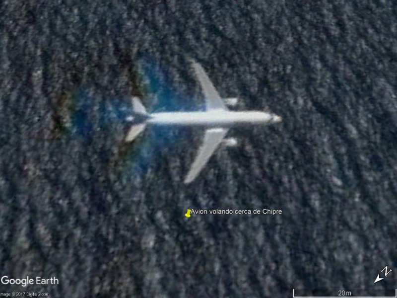 Avion volando cerca de Chipre 1 - Aviones a la carrera para aterrizar en Oslo 🗺️ Foro General de Google Earth