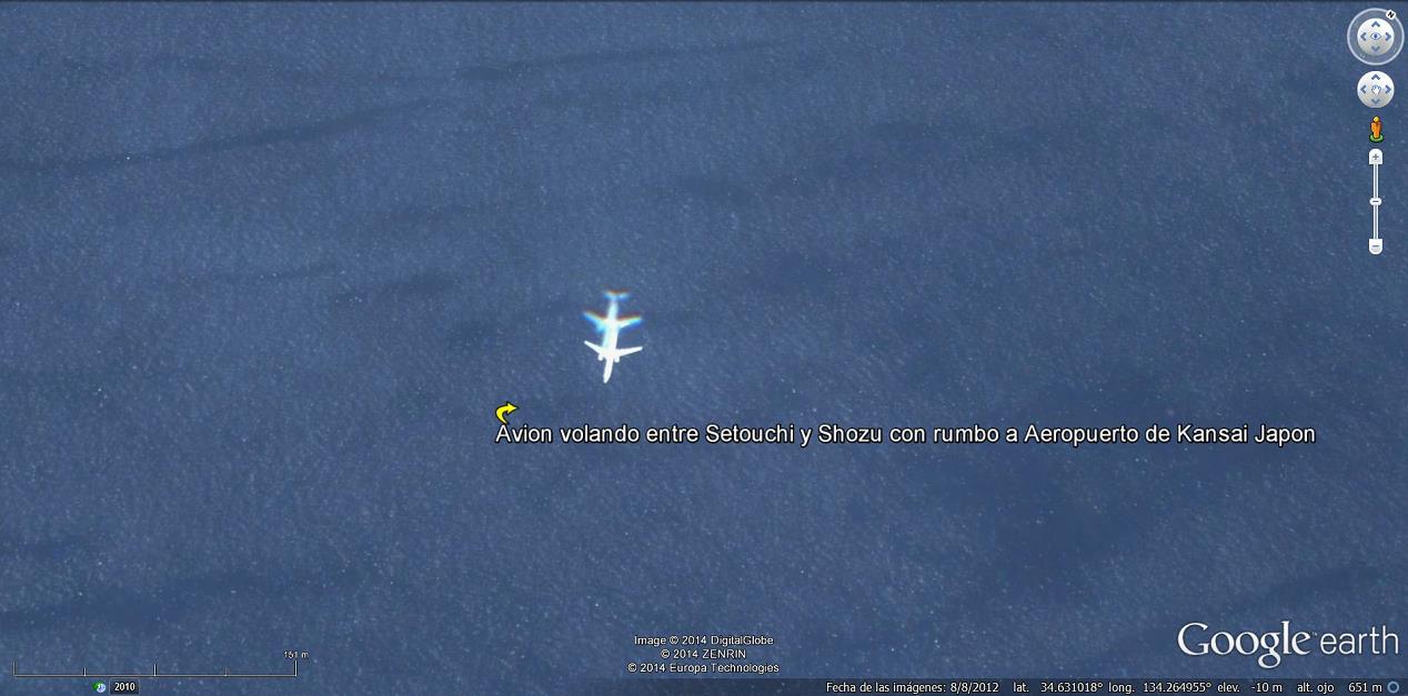 Avion bajo el agua - Aeropuerto de Matsuyama, Japón 🗺️ Foro General de Google Earth 0
